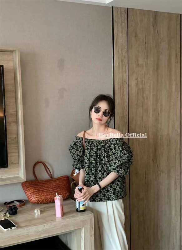 [hey Bella] broken flower comfortable Korean small shirt 2371# ll