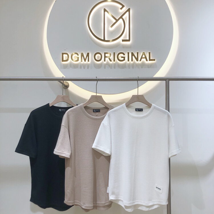 New in early summer! [DGM] simple, loose and comfortable short sleeve T-shirt t8039# ZZL