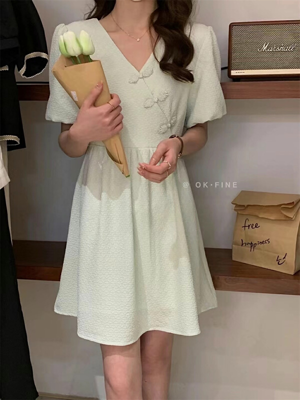 [OK fine] Korean V-neck waist with thin buckle design dress 3022# zjy