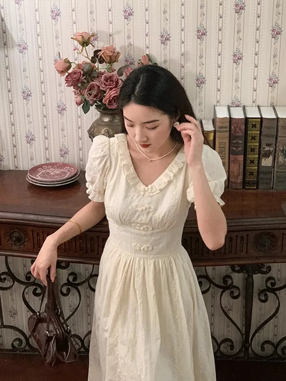New in early summer! [L.L studio] new V-neck dress 7514# PCZ
