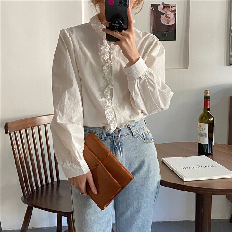 New year in early spring! [timely rain] Korean style ins French temperament lace stitching solid color long sleeve shirt 29779# YYW