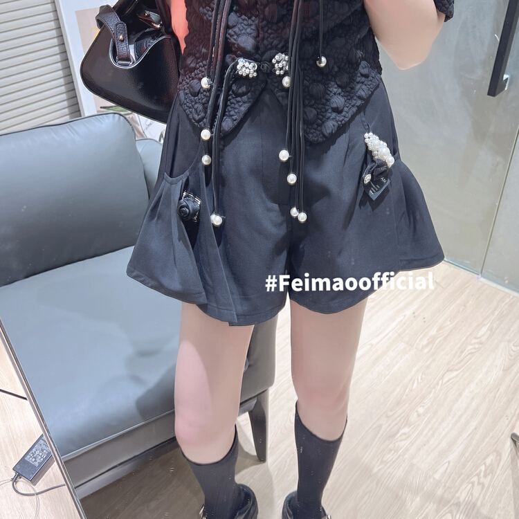 goods in stock! New in early summer! [Feimao Philippine cat] Korean version versatile pleated design nail bead skirt pants ym-8073# LSL
