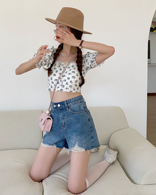 goods in stock! New year in early spring! [timely rain] Han Feng ins Retro High Waist wash loose A-shaped Wide Leg Denim Shorts c757# WPL