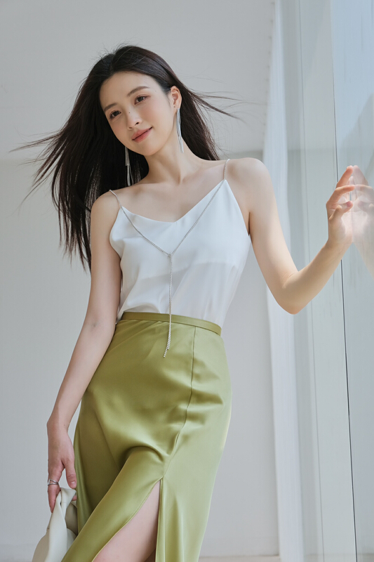 New in early summer! [style] simple and versatile slim skirt f8797# JJ