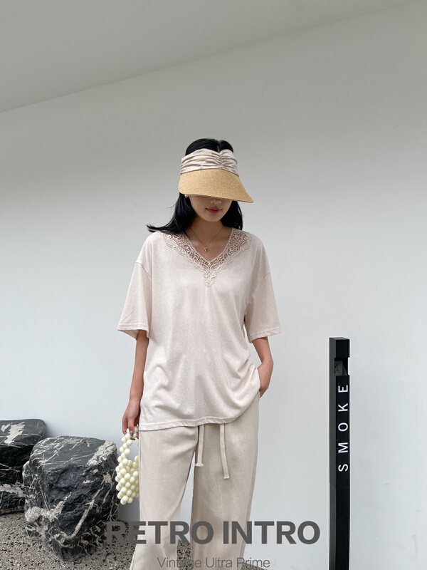 【RIN】簡約氣質V領短袖T恤  R21120#  CQW