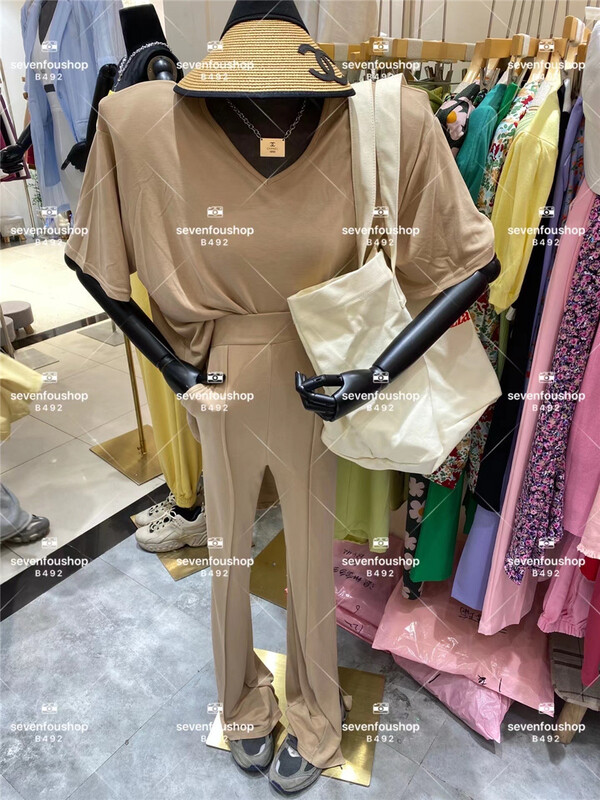 [sevenforershop] V-neck loose T-shirt + versatile casual pants set 65474# ozq
