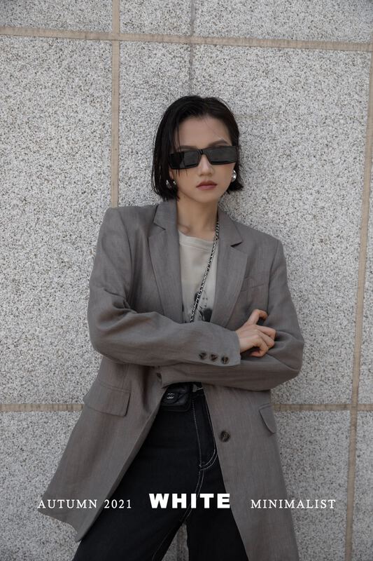 goods in stock! [white] big brand high-end fashion suit 659# XYJ