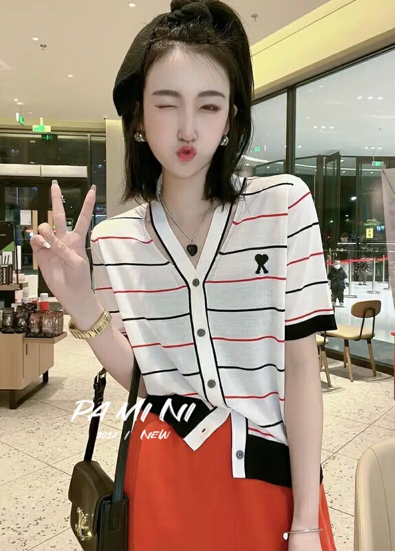 New in early summer! [pamini] stripe embroidery hollow out V-neck short sleeve ice silk knitted cardigan 989# HJC