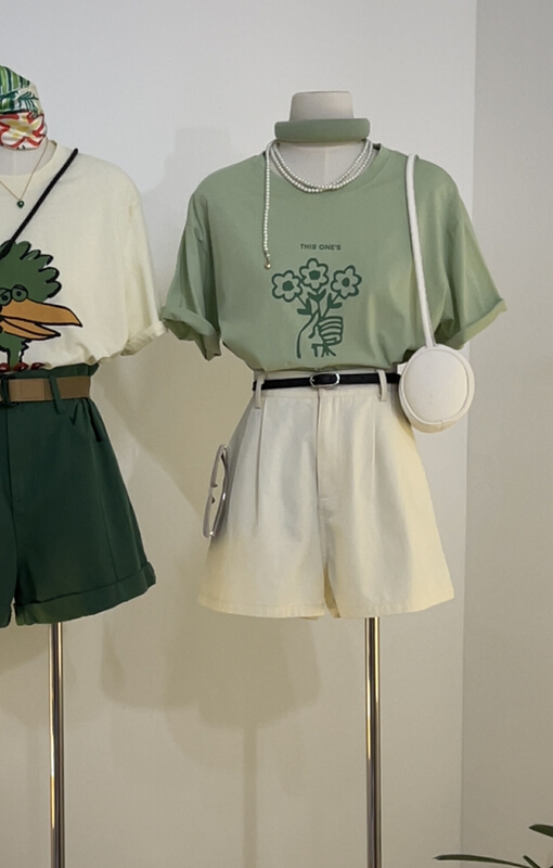 [h2-studio] Korean loose and thin flower short sleeve T-shirt a821# HBx