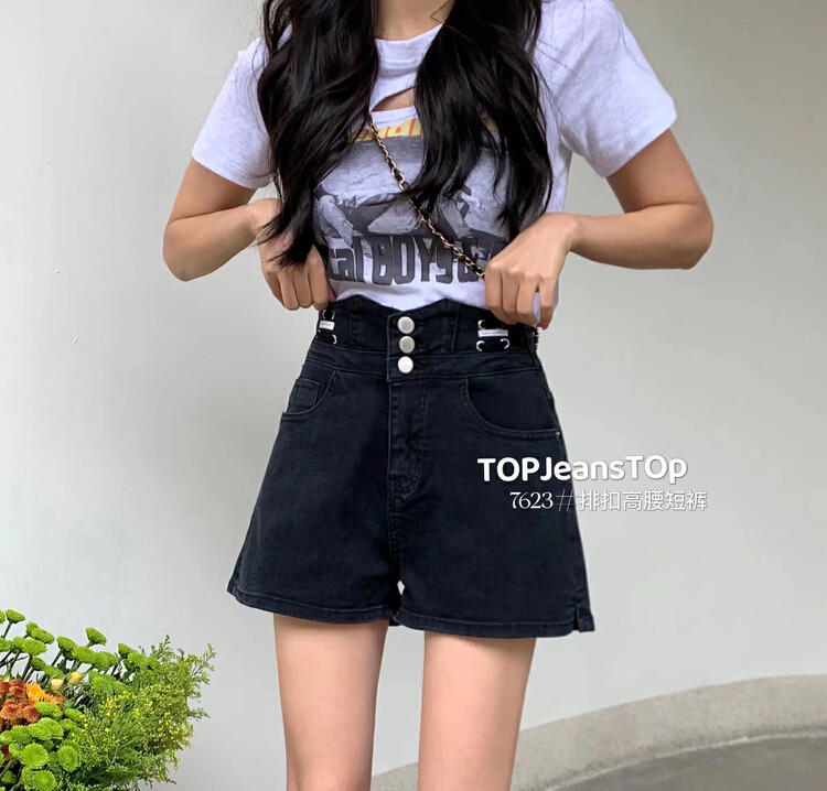 New in early summer! [top] back hollowed out design exquisite breasted high waist denim shorts 7623# XJ