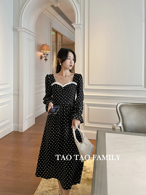 New year in early spring! [Taotao family] fashionable lady wave point dress 1036# lwy