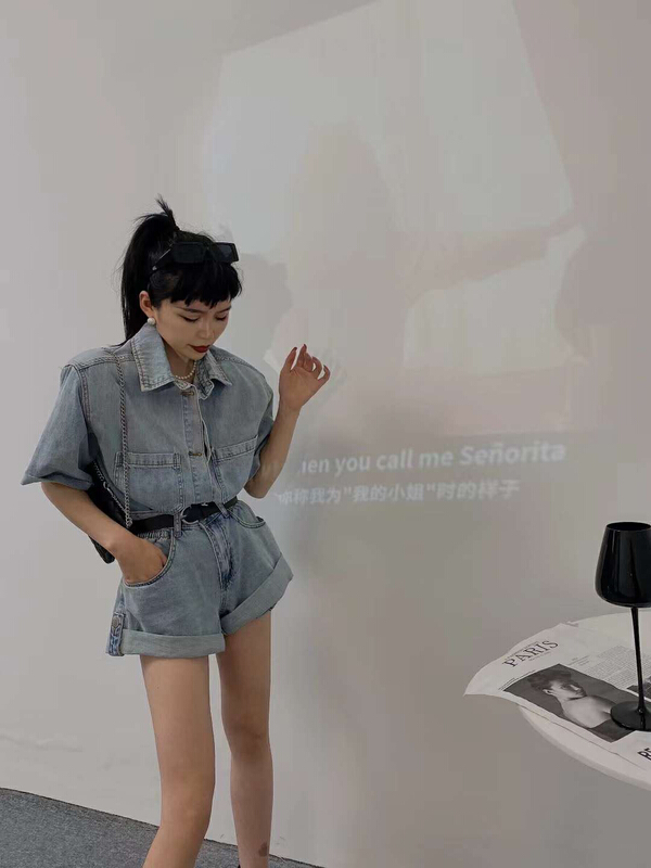 [Chenyi] Korean versatile fashion denim jacket + slim shorts suit (with belt) 1967# XYY