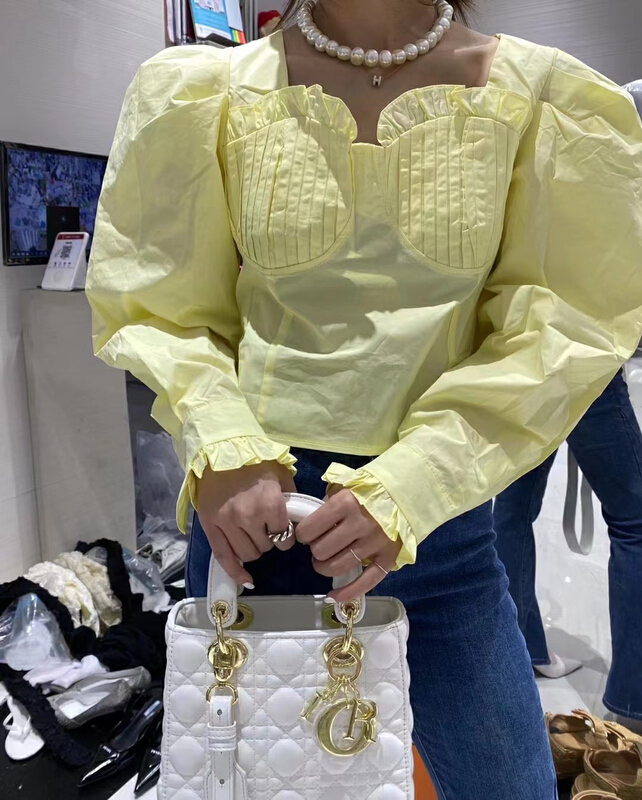 New year in early spring! [mi ni] square neck Solid Color Bubble Sleeve Shirt 2233# PCZ