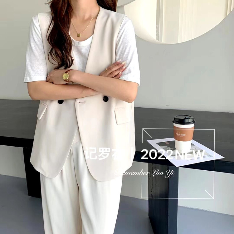 New year in early spring! [Luoyi] V-neck fashion Korean vest (only selling vest) w8028# L