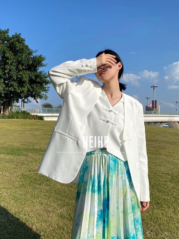 New year in early spring! [neihe] Vintage coil buckle Vest + temperament versatile suit suit 11230# zxx