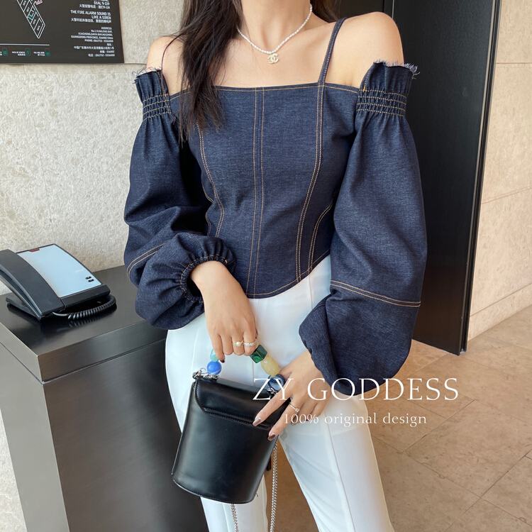 goods in stock! New year in early spring! [ZY] original design: the new Korean version of sweet and spicy off shoulder blouse in spring 68073# ozq
