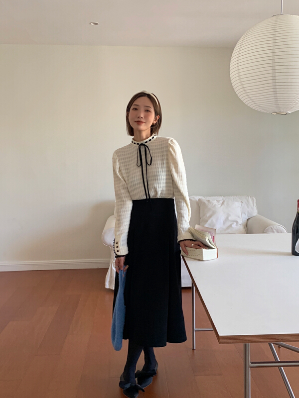 goods in stock! [new open] Vintage Chic stand collar lace up bow tie with velvet lace blouse gy95110# zxl
