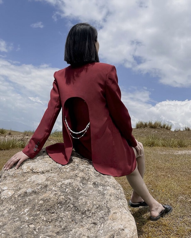 Early autumn new! [BL Bertie Leah] hollow out fashion temperament suit (with pearl chain) 22039# lyx
