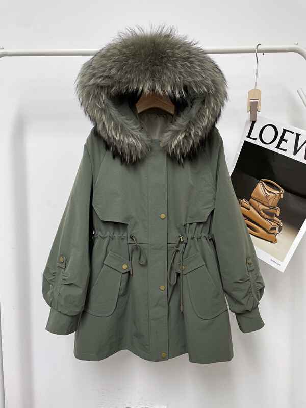 goods in stock! [salmoka] Korean version of inner leather rabbit fur coat (with detachable fur collar, real fox hair and raccoon dog hair) 8888# YYW