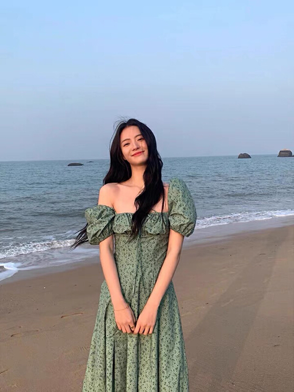 New in early summer! [L.L studio] Korean version square neck bubble sleeve waist closing slit dress 7570# PCZ