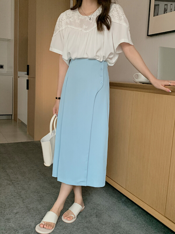 New year in early spring! [Tammy] four button simple urban commuter skirt 82388# L