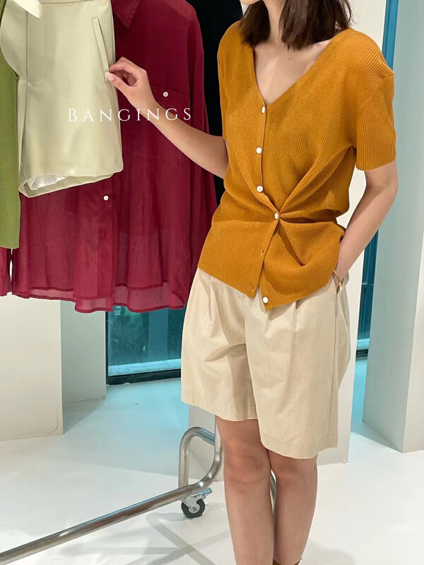[bangings] V-neck side button short sleeve sweater 21wsa0171# CLS