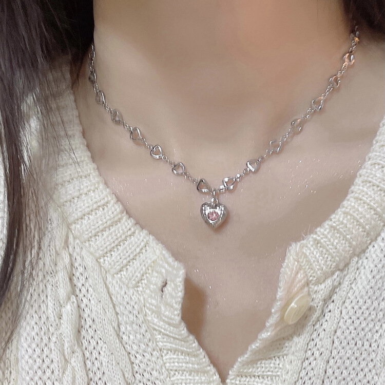 [inside] light luxury exquisite niche design sweet spice girl short necklace (titanium steel) x42# zxl