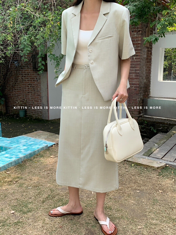 goods in stock! New in early summer! [Kittin] Korean style slim high waist skirt 632# L