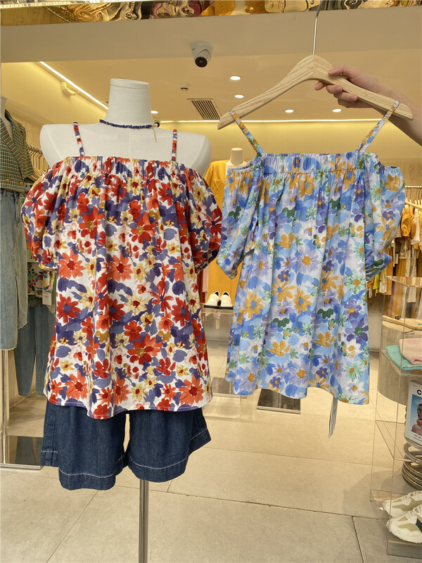 [Boran buran] shoulder length floral sweet blouse (only selling blouses) 7366# LSW
