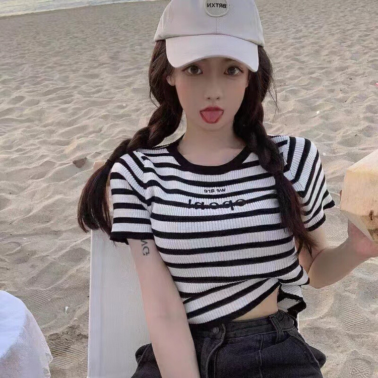 [Fanfan fan] Korean casual stripe letter embroidered short sleeve T-shirt 5528# zxx