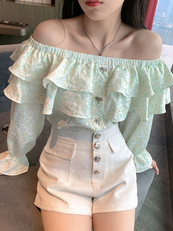 goods in stock! [top Chan Lin] temperament printed Ruffle one-line collar short shirt 95063# cqw