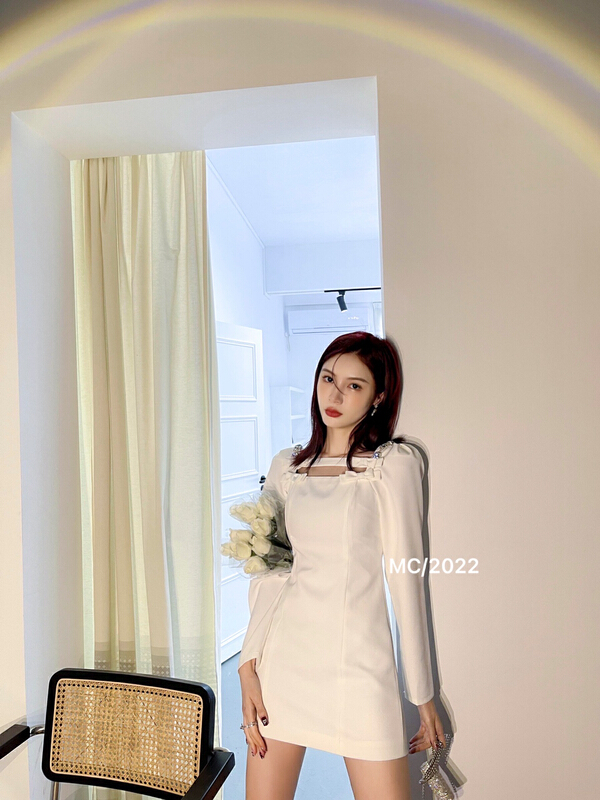 New year in early spring! [MC] solid color square neck Korean dress 8857# XYJ
