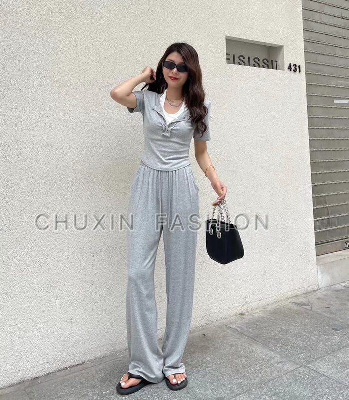 [c.x Chuxin] hanging neck sports short sleeve T-shirt + loose hanging feeling leisure wide leg suit 6188# WTT