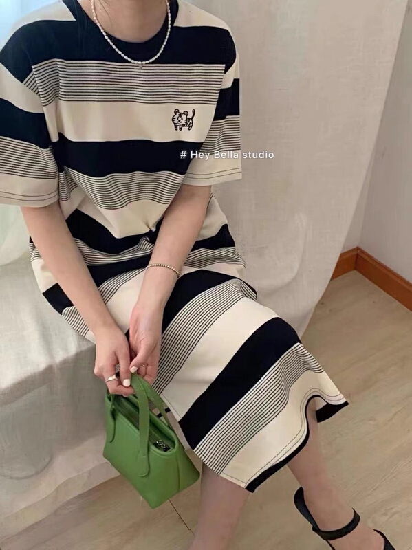 In early summer! [gogoing] contrast striped loose dress 9386\lwy