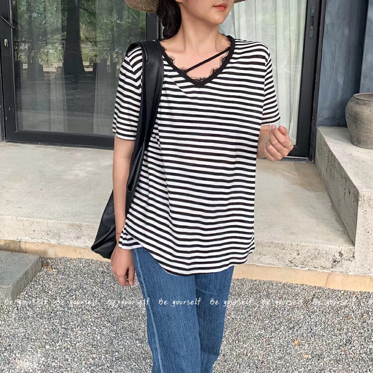 New year in early spring! [be your self] Korean versatile little woman slash lace edge letter short sleeve T-shirt t66116# LSL