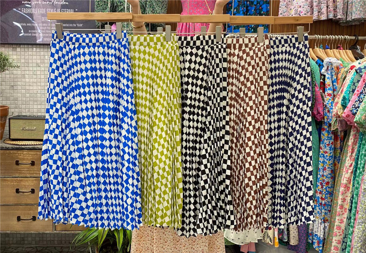 [suzybubble] Korean fashion checkerboard half skirt ys1-8817# WPL