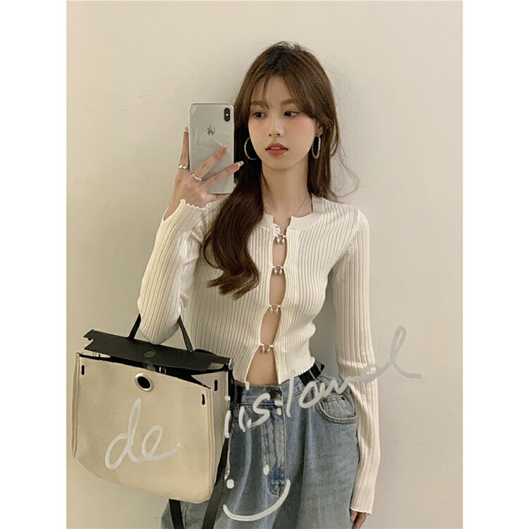 New year in early spring! [F.P.] hollow out design sense short style hot girl chic pure desire sexy heart machine sweater 1003-1# HBx
