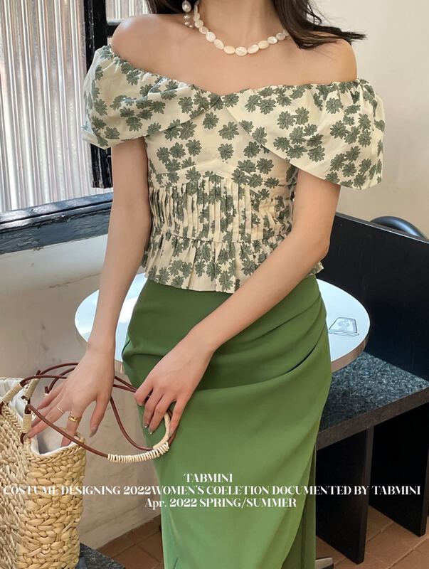 New in early summer! [tabmini] temperament French one shoulder floral shirt x19481-g# WPL