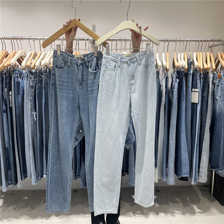 New year in early spring! [o not 1] Vintage Jeans with holes t388# LSW