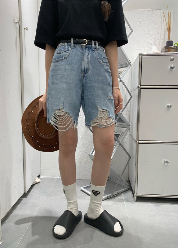 goods in stock! New in early summer! [t-platform] personalized fashionable pierced five point denim shorts (without belt) ys1-8300# zxx