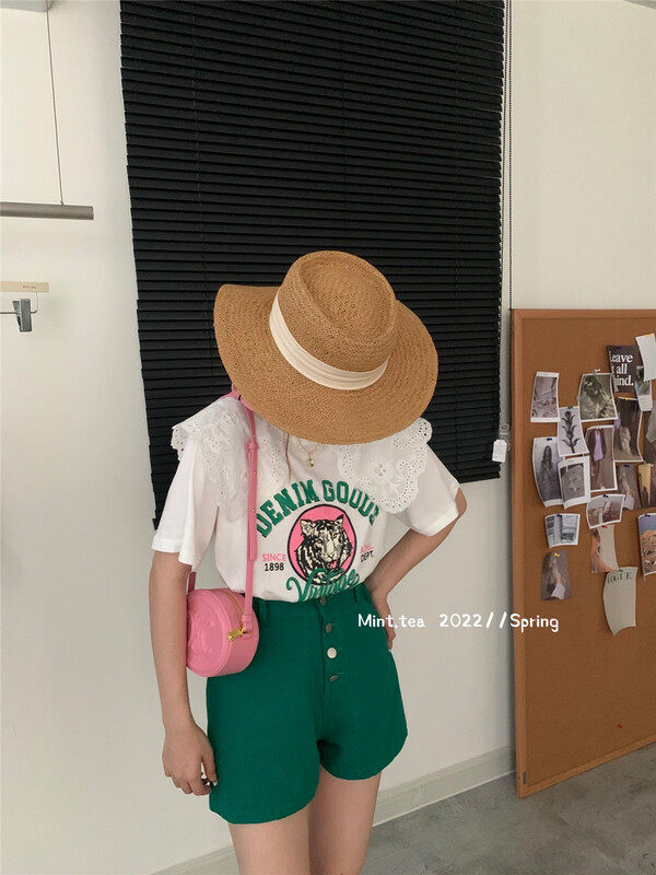 [mint tea] Korean large lapel stitched printed short sleeve T-shirt 22089# zjy