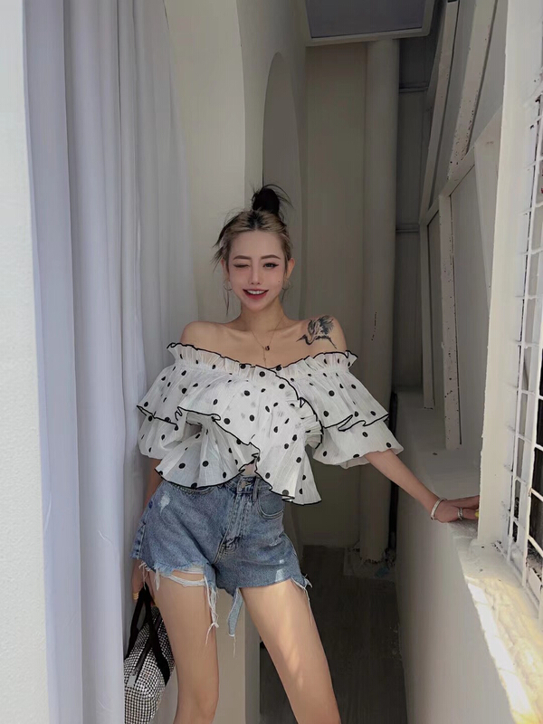[M2 +] Korean wave point Ruffle shirt 08104# WTT