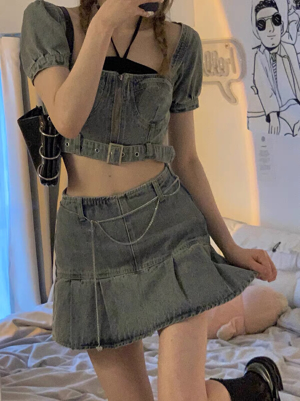 New in early summer! [jun.t] hot girl denim skirt + small fashion, foreign style, retro short sleeved top set (with belt) (only suit) 5888# PCZ