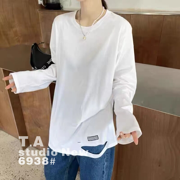 New year in early spring! [TA +] Korean round neck Plaid long sleeve T-shirt 6938# XYY
