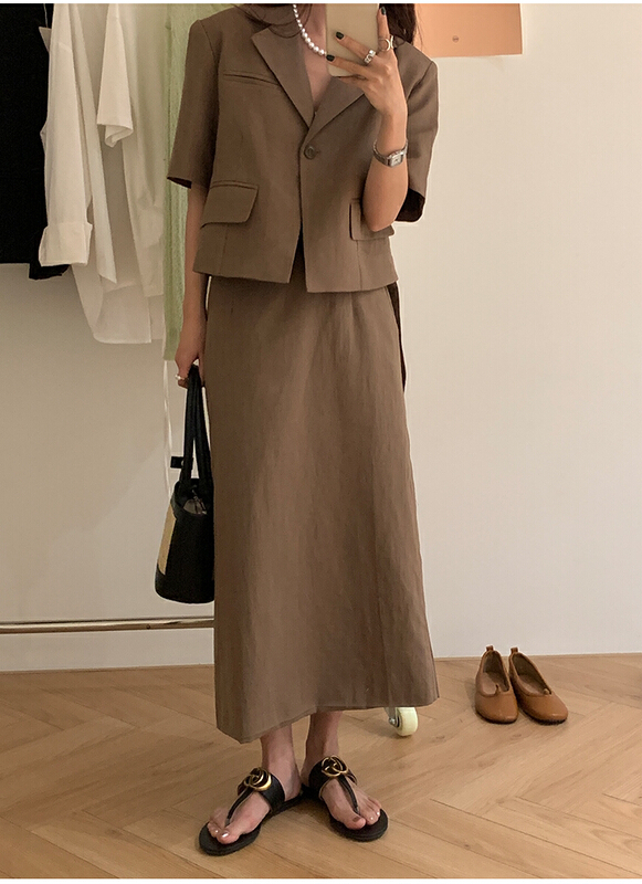 New in early summer! [the mind] solid color versatile A-line skirt (with belt) 60207-1# XYJ