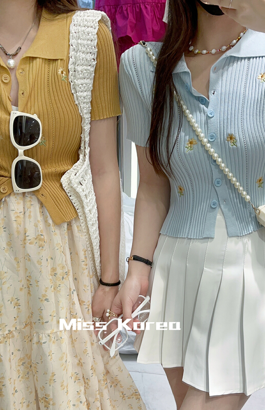 goods in stock! New in early summer! [Miss Korea] Embroidered Flower single breasted knitted cardigan 6520# HBx