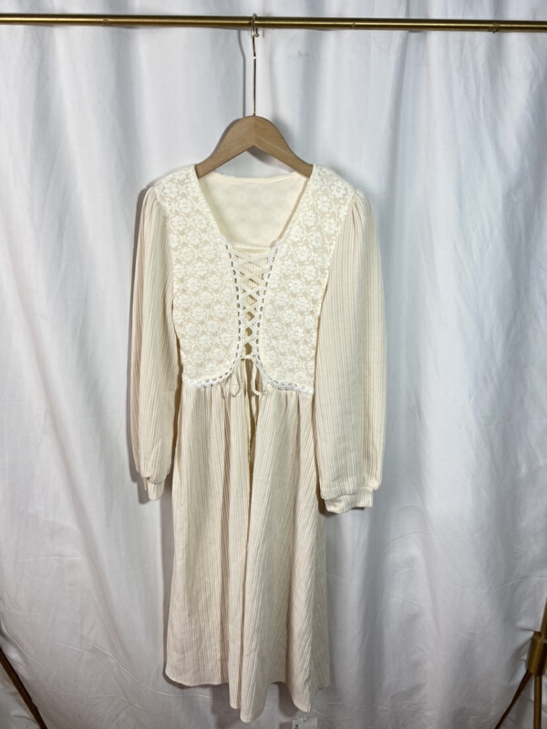 New in early summer! [Yi show shop] ladies' aging fashion dress 831# Cl