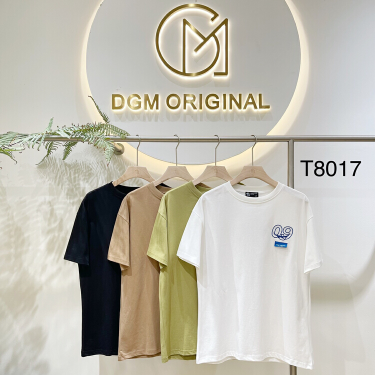 New in early summer! [DGM] simple, loose and comfortable, breathable embroidered short sleeve T-shirt 8017# ZZL