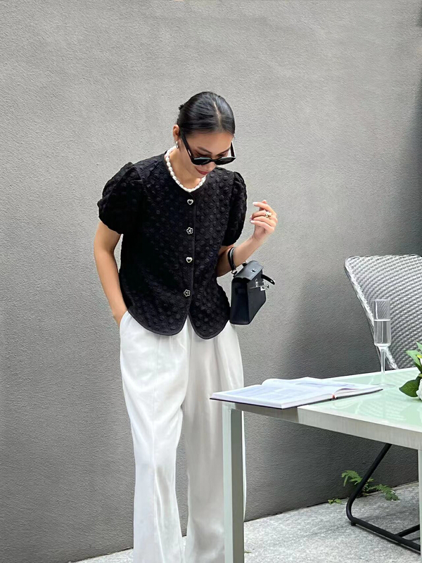 [Za] Korean version light luxury texture bubble sleeve shirt 18342# LSL