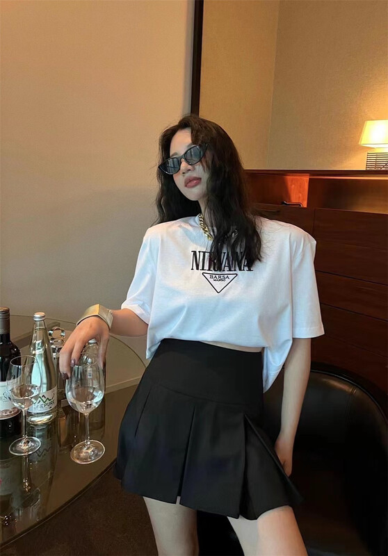 New in early summer! [Bella Bella] Korean letter embroidered short sleeve T-shirt 6880# WTT